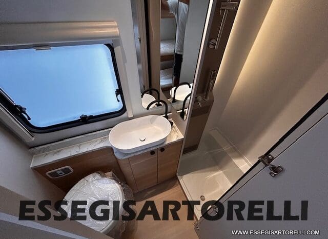 CARAVAN NEW ADRIA ADORA 573 PT 6 POSTI TRUMA COMBI VETRORESINA 2026 pieno
