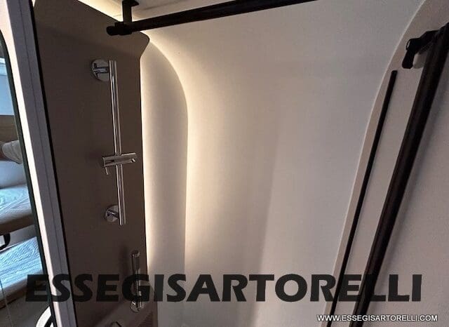 CARAVAN NEW ADRIA ADORA 573 PT 6 POSTI TRUMA COMBI VETRORESINA 2026 pieno