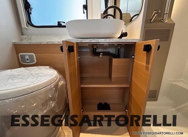 CARAVAN NEW ADRIA ADORA 573 PT 6 POSTI TRUMA COMBI VETRORESINA 2026 pieno