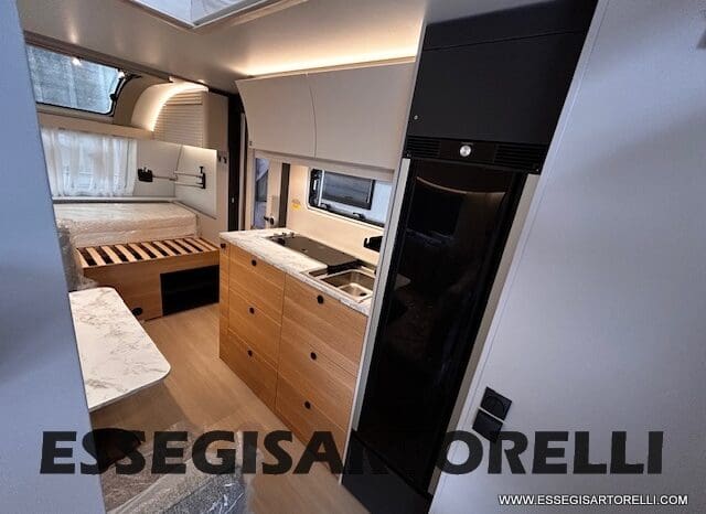 CARAVAN NEW ADRIA ADORA 573 PT 6 POSTI TRUMA COMBI VETRORESINA 2026 pieno