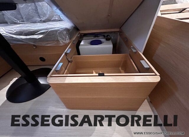 CARAVAN NEW ADRIA ADORA 573 PT 6 POSTI TRUMA COMBI VETRORESINA 2026 pieno