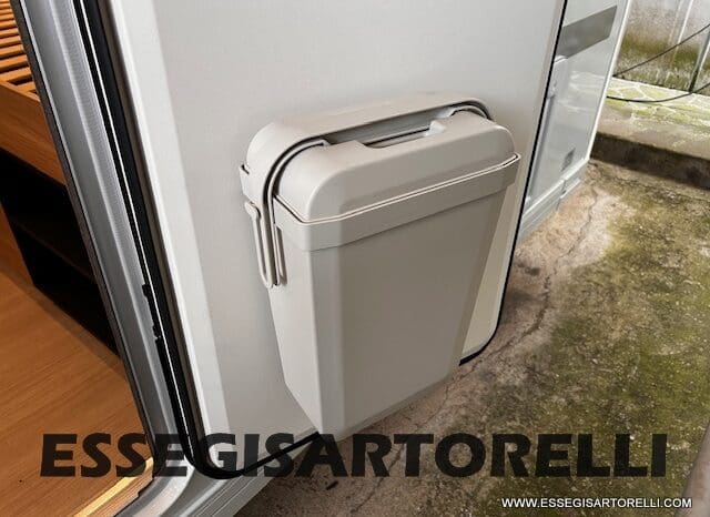 CARAVAN NEW ADRIA ADORA 573 PT 6 POSTI TRUMA COMBI VETRORESINA 2026 pieno