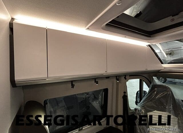 ADRIA NEW TWIN SPORTS 540 SPB AUTOMATICO UCONNECT SUPREME EDITION POPUP 2026 pieno