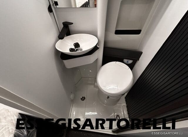 ADRIA NEW TWIN SPORTS 540 SPB AUTOMATICO UCONNECT SUPREME EDITION POPUP 2026 pieno