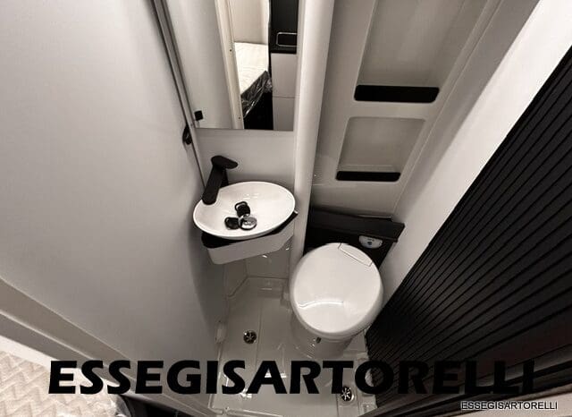 ADRIA NEW TWIN SPORTS 540 SPB AUTOMATICO UCONNECT SUPREME EDITION POPUP 2026 pieno