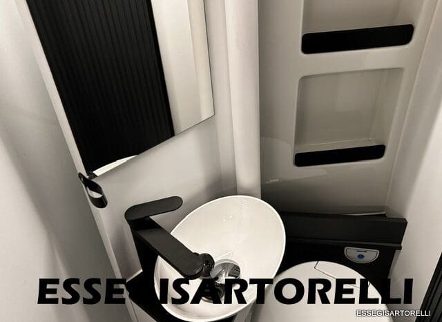 ADRIA NEW TWIN SPORTS 540 SPB AUTOMATICO UCONNECT SUPREME EDITION POPUP 2026 pieno