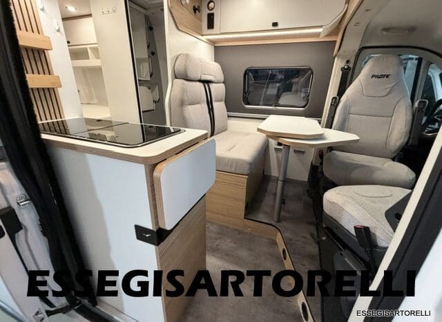 PILOTE VAN V 600 G VEGA AUTOMATICO 2025 599 cm GIA’ CABINA ULTIMO DUCATO FULL pieno