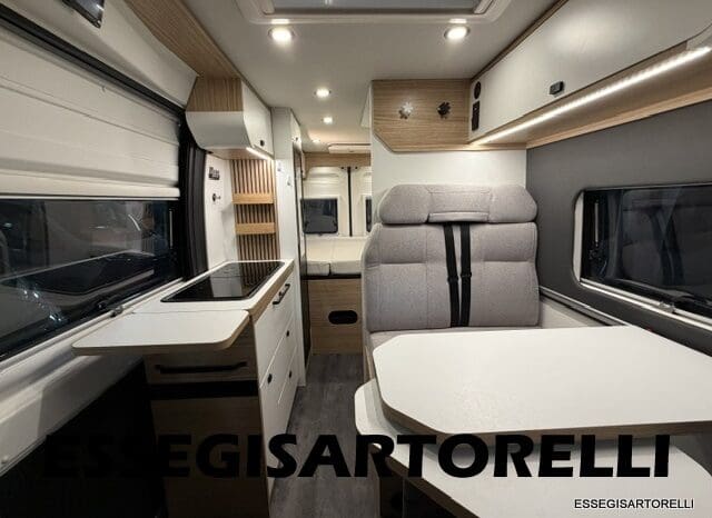 PILOTE VAN V 600 G VEGA AUTOMATICO 2025 599 cm GIA’ CABINA ULTIMO DUCATO FULL pieno