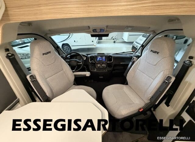 PILOTE VAN V 600 G VEGA AUTOMATICO 2025 599 cm GIA’ CABINA ULTIMO DUCATO FULL pieno