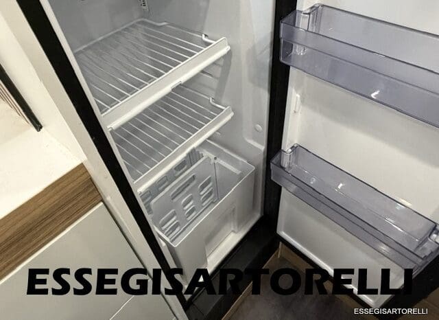 PILOTE VAN V 600 G VEGA AUTOMATICO 2025 599 cm GIA’ CABINA ULTIMO DUCATO FULL pieno