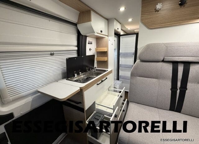 PILOTE VAN V 600 G VEGA AUTOMATICO 2025 599 cm GIA’ CABINA ULTIMO DUCATO FULL pieno