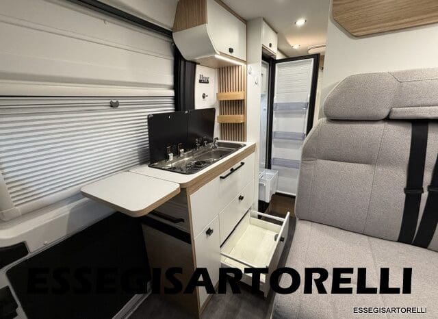 PILOTE VAN V 600 G VEGA AUTOMATICO 2025 599 cm GIA’ CABINA ULTIMO DUCATO FULL pieno