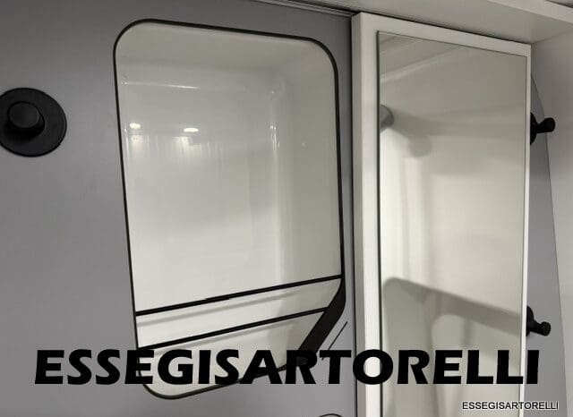 PILOTE VAN V 600 G VEGA AUTOMATICO 2025 599 cm GIA’ CABINA ULTIMO DUCATO FULL pieno