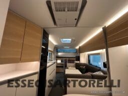 ADRIA ADORA 613 PK UNIPROPRIETARIO 7 POSTI VETRORESINA 1.750 KG 2024 pieno