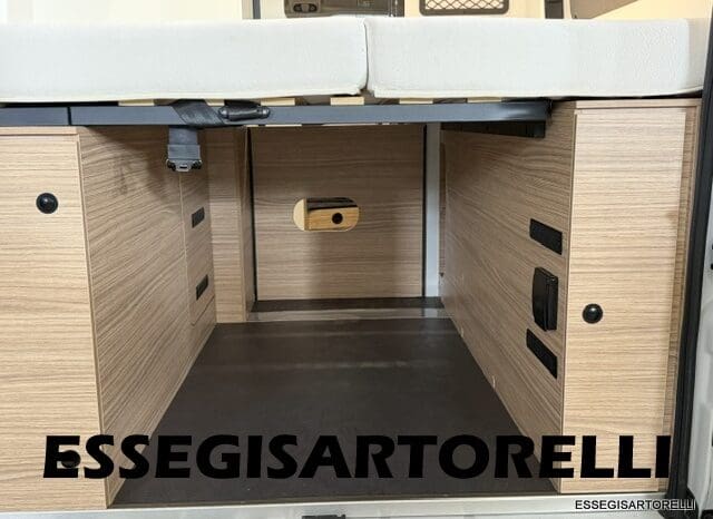PILOTE VAN V 600 G VEGA AUTOMATICO 2025 599 cm GIA’ CABINA ULTIMO DUCATO FULL pieno