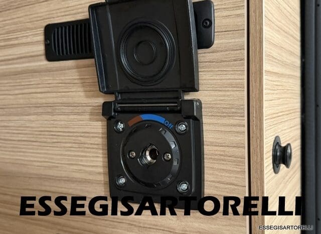 PILOTE VAN V 600 G VEGA AUTOMATICO 2025 599 cm GIA’ CABINA ULTIMO DUCATO FULL pieno