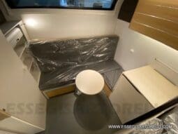 ADRIA ADORA 613 PK UNIPROPRIETARIO 7 POSTI VETRORESINA 1.750 KG 2024 pieno