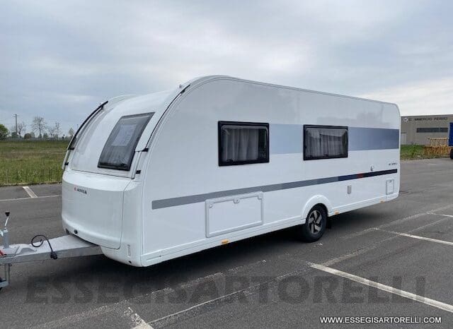 ADRIA ADORA 613 PK UNIPROPRIETARIO 7 POSTI VETRORESINA 1.750 KG 2024 pieno