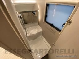 ADRIA ADORA 613 PK UNIPROPRIETARIO 7 POSTI VETRORESINA 1.750 KG 2024 pieno