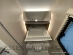 ADRIA ADORA 613 PK UNIPROPRIETARIO 7 POSTI VETRORESINA 1.750 KG 2024 pieno