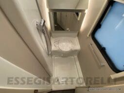 ADRIA ADORA 613 PK UNIPROPRIETARIO 7 POSTI VETRORESINA 1.750 KG 2024 pieno