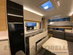 ADRIA ADORA 613 PK UNIPROPRIETARIO 7 POSTI VETRORESINA 1.750 KG 2024 pieno