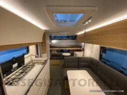 ADRIA ADORA 613 PK UNIPROPRIETARIO 7 POSTI VETRORESINA 1.750 KG 2024 pieno