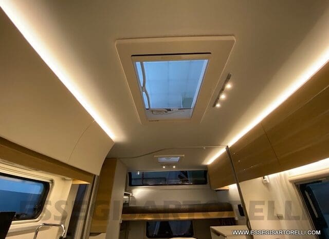 ADRIA ADORA 613 PK UNIPROPRIETARIO 7 POSTI VETRORESINA 1.750 KG 2024 pieno