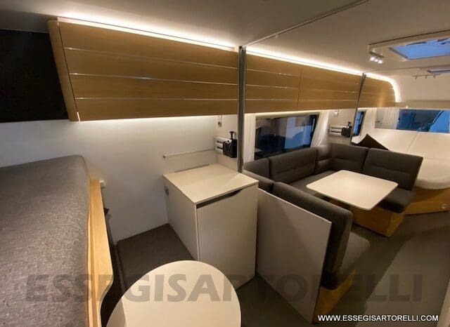 ADRIA ADORA 613 PK UNIPROPRIETARIO 7 POSTI VETRORESINA 1.750 KG 2024 pieno