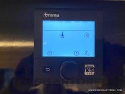 ADRIA ADORA 613 PK UNIPROPRIETARIO 7 POSTI VETRORESINA 1.750 KG 2024 pieno