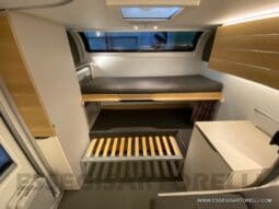 ADRIA ADORA 613 PK UNIPROPRIETARIO 7 POSTI VETRORESINA 1.750 KG 2024 pieno