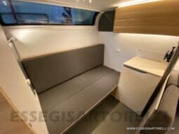 ADRIA ADORA 613 PK UNIPROPRIETARIO 7 POSTI VETRORESINA 1.750 KG 2024 pieno