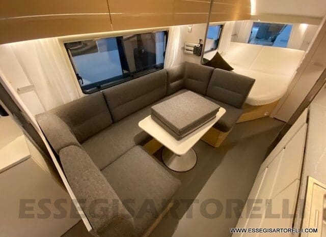 ADRIA ADORA 613 PK UNIPROPRIETARIO 7 POSTI VETRORESINA 1.750 KG 2024 pieno