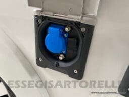 ADRIA ADORA 613 PK UNIPROPRIETARIO 7 POSTI VETRORESINA 1.750 KG 2024 pieno