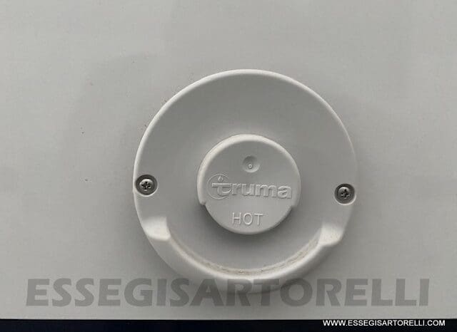 ADRIA ADORA 613 PK UNIPROPRIETARIO 7 POSTI VETRORESINA 1.750 KG 2024 pieno