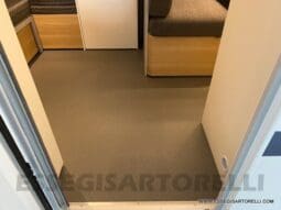 ADRIA ADORA 613 PK UNIPROPRIETARIO 7 POSTI VETRORESINA 1.750 KG 2024 pieno