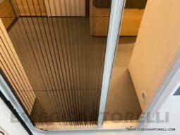 ADRIA ADORA 613 PK UNIPROPRIETARIO 7 POSTI VETRORESINA 1.750 KG 2024 pieno