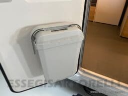 ADRIA ADORA 613 PK UNIPROPRIETARIO 7 POSTI VETRORESINA 1.750 KG 2024 pieno