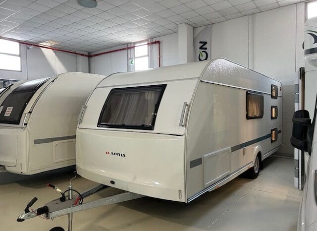 ADRIA NEW AVIVA 563 PT 7 POSTI (TRIPLO CASTELLO) 2025 pieno