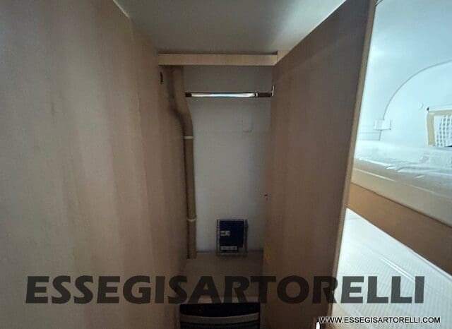 ADRIA NEW AVIVA 563 PT 7 POSTI (TRIPLO CASTELLO) 2025 pieno