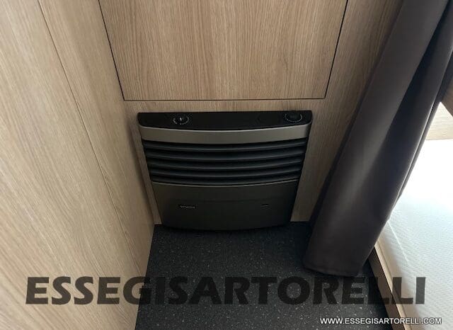 ADRIA NEW AVIVA 563 PT 7 POSTI (TRIPLO CASTELLO) 2025 pieno