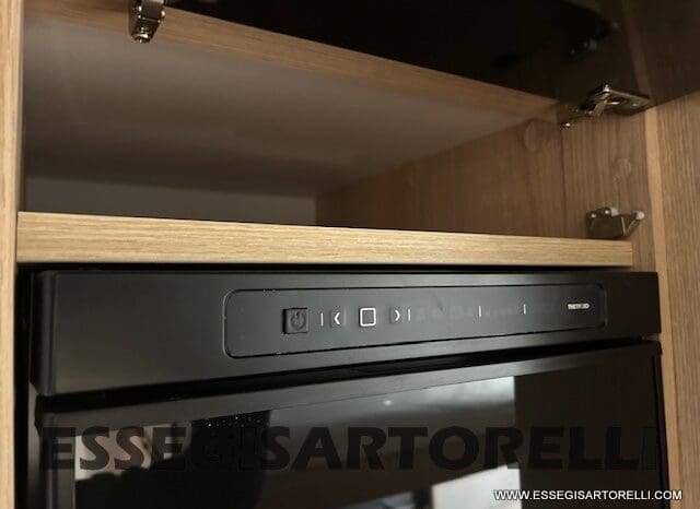 ADRIA NEW AVIVA 563 PT 7 POSTI (TRIPLO CASTELLO) 2025 pieno