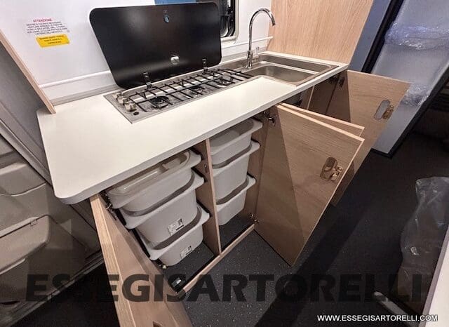 ADRIA NEW AVIVA 563 PT 7 POSTI (TRIPLO CASTELLO) 2025 pieno