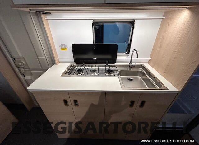 ADRIA NEW AVIVA 563 PT 7 POSTI (TRIPLO CASTELLO) 2025 pieno