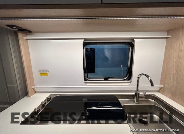 ADRIA NEW AVIVA 563 PT 7 POSTI (TRIPLO CASTELLO) 2025 pieno