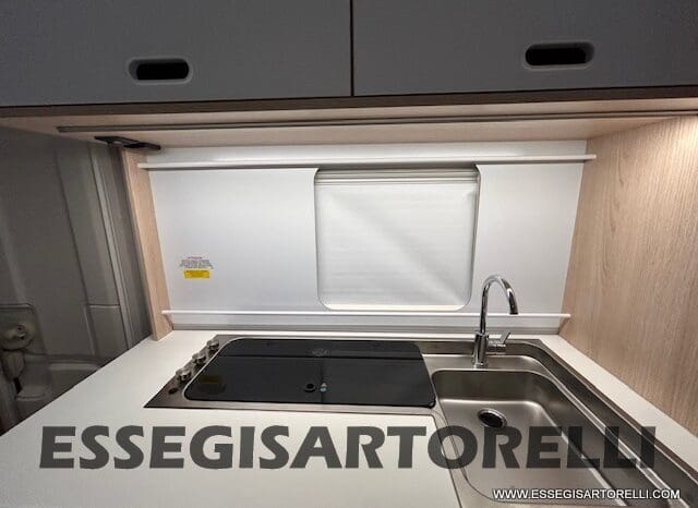 ADRIA NEW AVIVA 563 PT 7 POSTI (TRIPLO CASTELLO) 2025 pieno