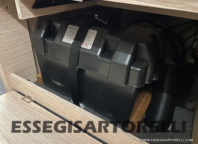 ADRIA NEW AVIVA 563 PT 7 POSTI (TRIPLO CASTELLO) 2025 pieno