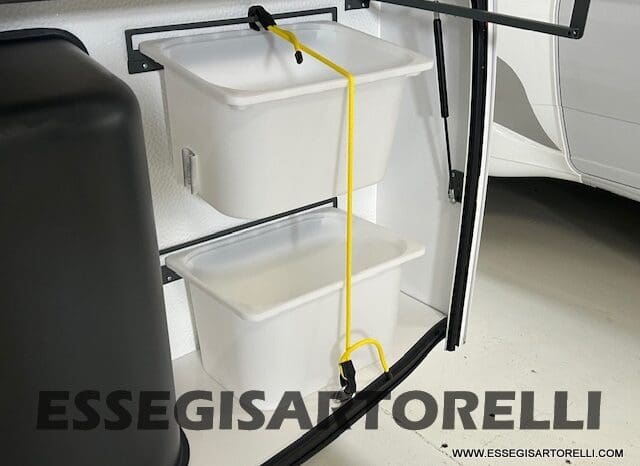 ADRIA NEW AVIVA 563 PT 7 POSTI (TRIPLO CASTELLO) 2025 pieno