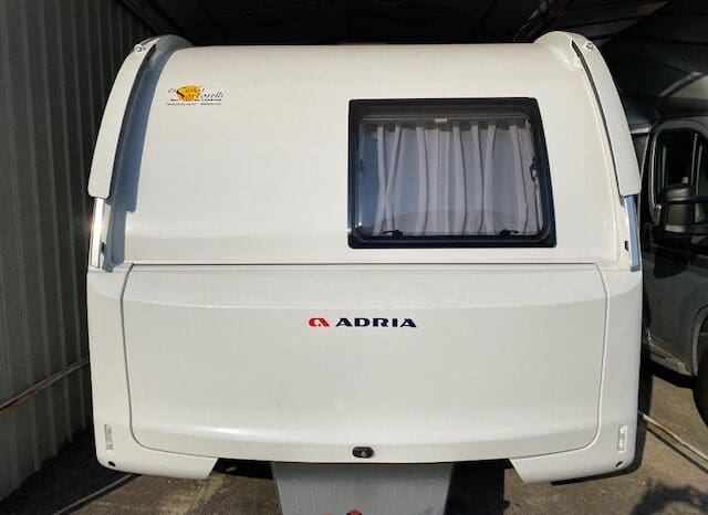 ADRIA ADORA 613 PK UNIPROPRIETARIO 7 POSTI VETRORESINA 1.750 KG 2024 pieno