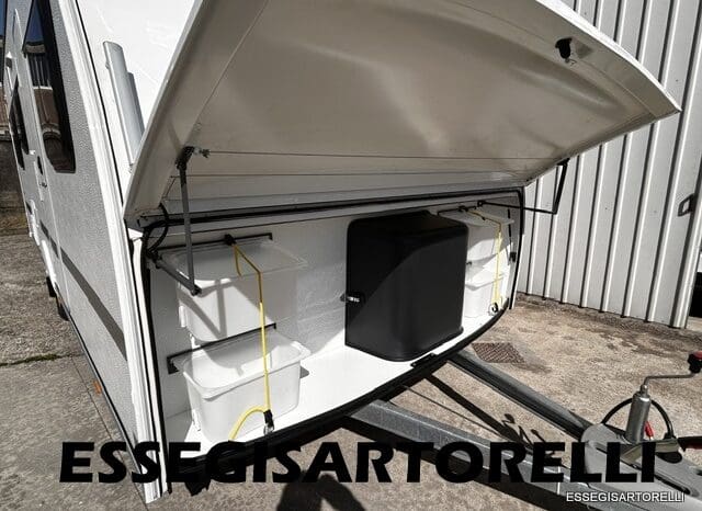 ADRIA NEW AVIVA 563 PT 7 POSTI (TRIPLO CASTELLO) 2025 pieno